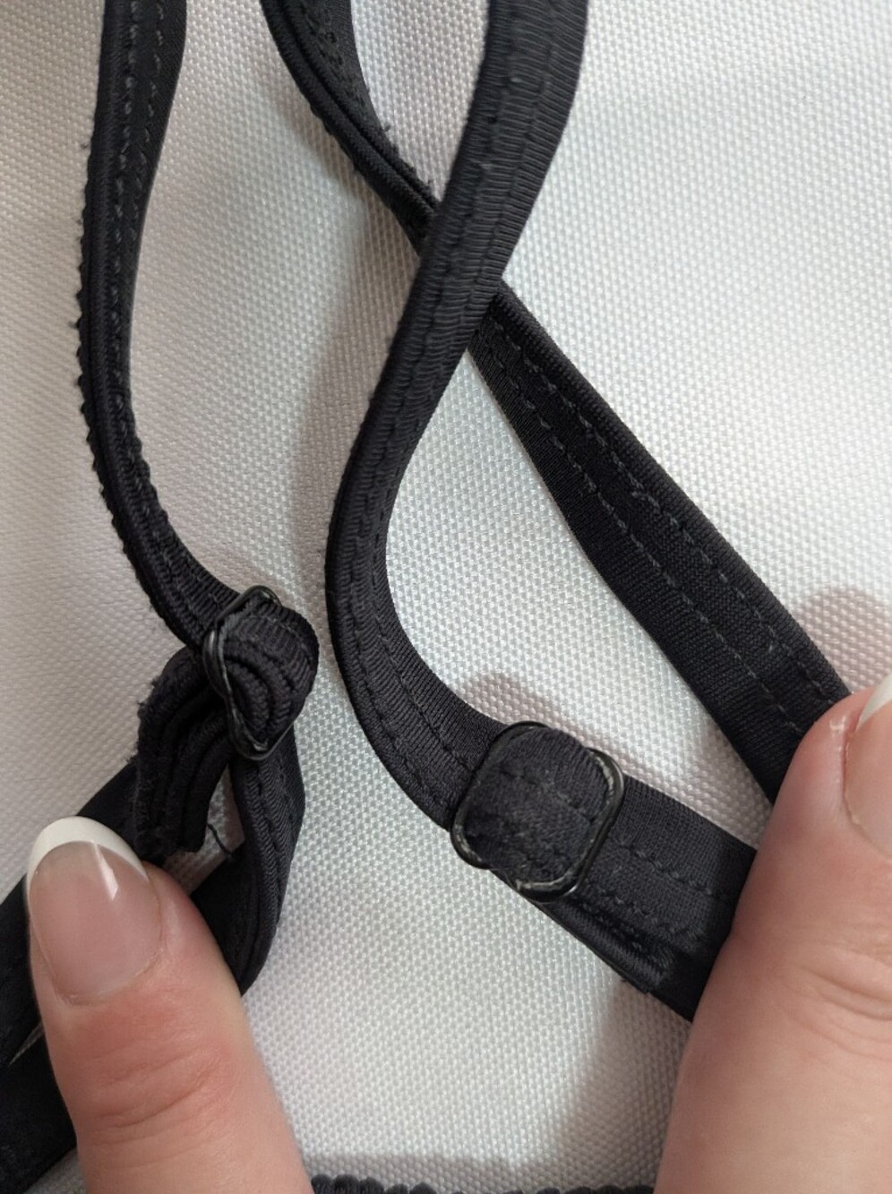 Youswim Poise Stretch I Bandeau Bikini Top Black One Size | Seamless Crinkle - Picture 3 of 5